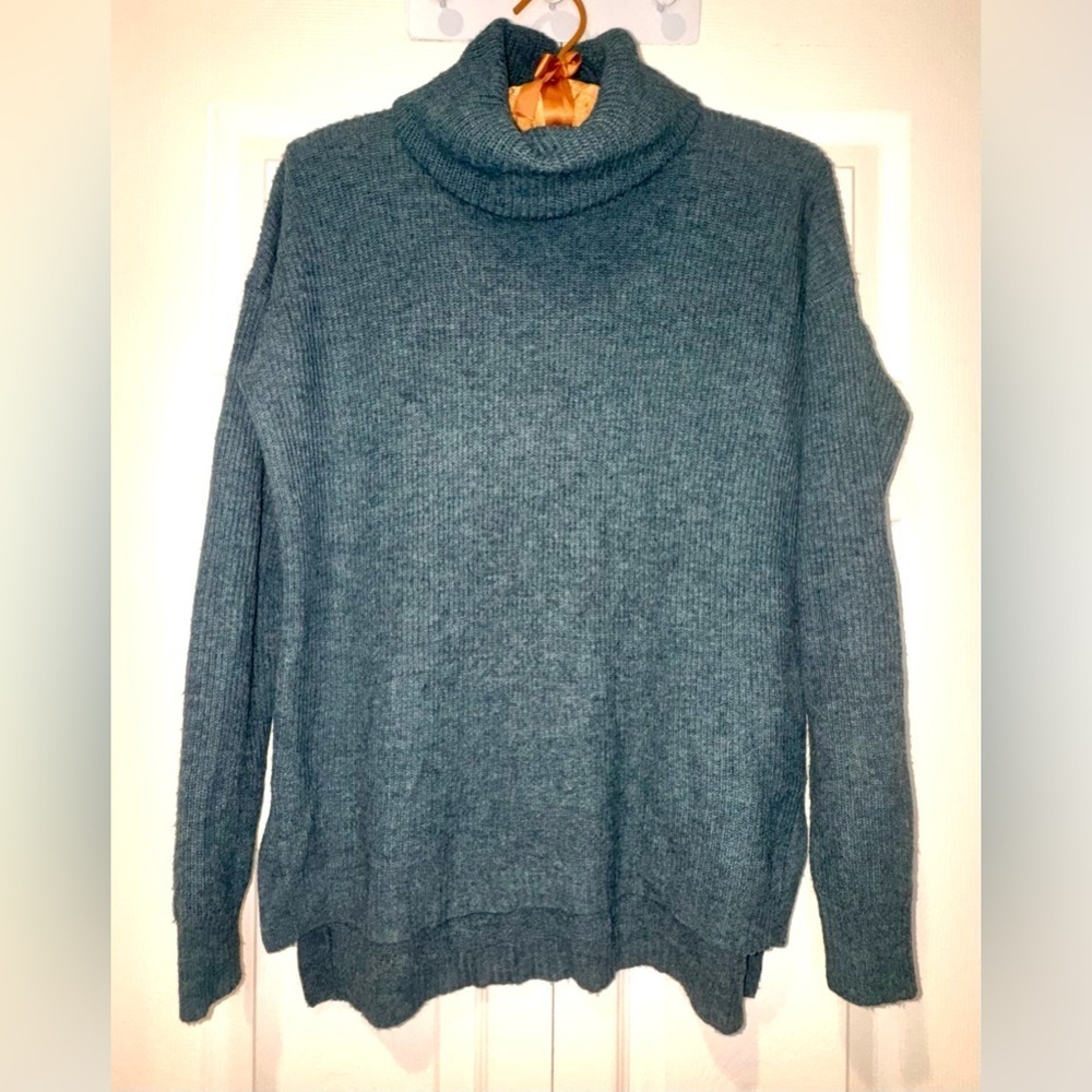 Madewell Marina Merino Wool Blend Hi-Low Sweater – XS (little oversized)